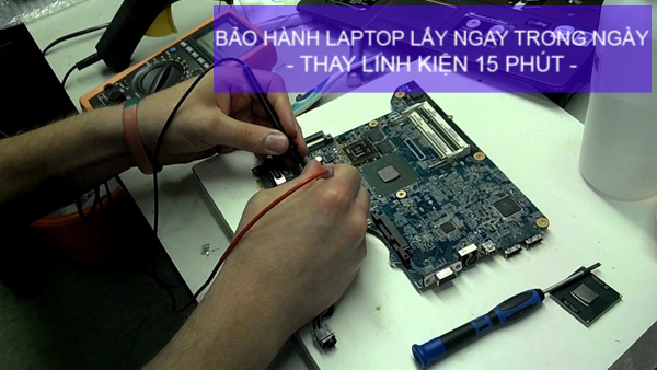 noi-sua-may-laptop-mo-nguon-khong-len-uy-tin-chinh-hang-03